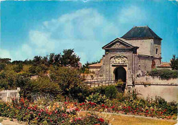 17 - Ile De Ré - Saint Martin De Ré - La Porte Des Campani - Fleurs - CPM - Voir Scans Recto-Verso - Saint-Martin-de-Ré