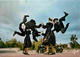 Régions - Bretagne - Folklore - Scènes Et Types - Danse Gwenedour Du Pays Pourlet - Guéméné - Danse Traditionnelle - CPM - Bretagne