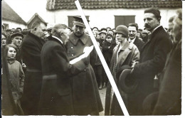 Carte Photo - S.M. La REINE ELISABETH Et Le ROI ALBERT à ALOST (ligne Blanche Fictive) - Aalst