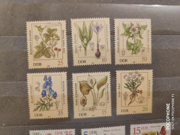 1982	Germany	Flowers (F89) - Ungebraucht