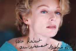 PHOTO GRAND FORMAT 1 - ENV 1 - CINEMA - PHOTO DEDICACEE DE L'ACTRICE FRANCAIS CAROLINE SIHOL - Signed Photographs