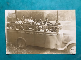 65  /carte Photo  Car De Touristes Lourdes - Buses & Coaches