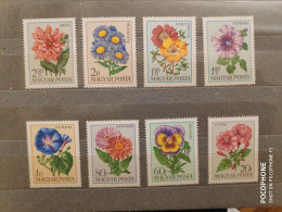 1968	Hungary	Flowers (F89) - Unused Stamps