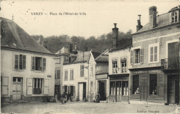 Verzy - Place De L'hôtel De Ville - Verzy