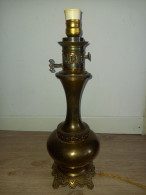 Magnifique Lampe JS à Pétrole Huile Ancienne électrifiée D'époque Socle Bronze - Lantaarns & Kroonluchters