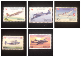 O) 1995 KIRIBATI, END OF WORLD WAR II, OLD WAR PLANES - BOMBERS, MNH - Kiribati (1979-...)