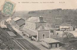 THEMES - CHEMINS DE FER - SNCF - 27 CONCHES - LOCOMOTIVE A VAPEUR - TRAIN WAGONS - BEAU PLAN - VOIR ZOOM - Estaciones Con Trenes