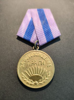 MEDAILLE RUSSE - LIBERATION DE PRAGUE - Rusland