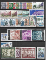 ANDORRE-41 TRES BEAUX TIMBRES NEUFS  * AVEC N°169 N°170-N°172-SERIES COMPLETES-LEGERES CHARNIERES SUR GOMME-DE 1961-74- - Unused Stamps