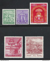 1956 NEPAL, SG N° 97/101  5 Valori  MLH/*  SERIE LINGUELLATA - Népal