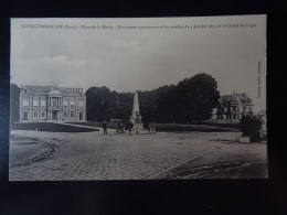 Bourgtheroulde, Place De La Mairie - Monument Commémoratif Du Combat Du 4 Janvier 1871 Et Le Chalet Du Logis - Bourgtheroulde