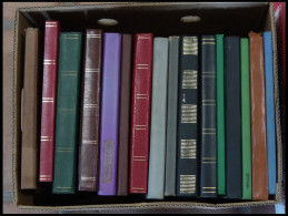 WUNDERKISTEN, NACHLÄSSE O,, , 16 Großformatige Einsteckbücher Aus Aller Welt Im Bananenkarton, Fundgrube - Autres & Non Classés