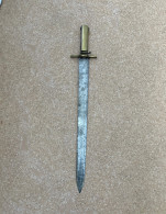 Rare Baïonnette Suisse, Pour Carabine De Chasseurs - Knives/Swords