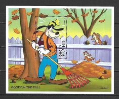 Disney Ghana 1998 Goofy In The Fall MS MNH - Disney