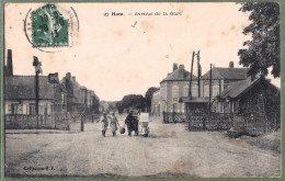 CPA  Vue Rare - SOMME - HAM - AVENUE DE LA GARE - PASSAGE A NIVEAU - Belle Animation - Ham