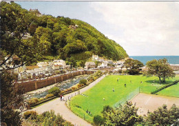 THE TOWN AND HARBOUR, LYNMOUTH, DEVON, ENGLAND. USED POSTCARD Mm9 - Lynmouth & Lynton