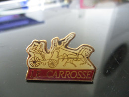 Pin's Lot 005 -- Le Carrosse  -- Exclusif Sur Delcampe - Altri & Non Classificati