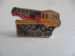 Pin's Lot 005 -- Pedeche 63 03 32 20  -- Exclusif Sur Delcampe - Trasporti