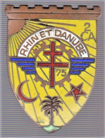 75° CQG. 75° Compagnie De Quartier Général/ 2° Corps D'Armée/ Forces Françaises Libres. émail Grand Feu, Fond Jaune. SM. - Esercito