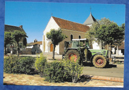 CPM  Tracteur Agricole FEND Mr Hamelin Et Son Tracteur Devant La Place De L'eglise à LANDES LE GAULOIS 41 Photo Touchard - Tractores