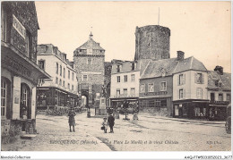 AAQP7-50-0621 - BRICQUEBEC - La Place Le Marois Et Le Vieux Chateau - Bricquebec