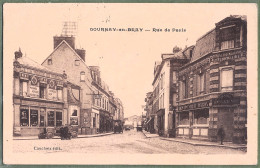 CPA Vue Rare - SEINE MARITIME - GOURNAY EN BRAY - RUE DE PARIS - Animation, Garage, Automobile & Banque Générale Du Nord - Gournay-en-Bray