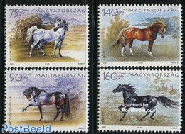 Hungary 2006 Horses 4v, Mint NH, Nature - Horses - Unused Stamps