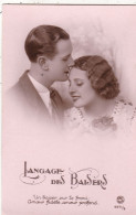 COUPLES. CPA FANTAISIE . LOT DE 3 CARTES SIMILAIRES . " LANGAGE DES BAISERS ". TEXTES  ANNÉES 1938 ET 1939 - Coppie