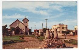 AK 214426 CHILE - Punta Arenas - Plaza Sampaio - Iglesia Sagrada Familia - Cile