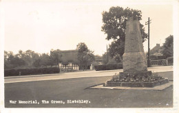 England - BLETCHLEY - War Memorial, The Green - REAL PHOTO - Buckinghamshire
