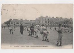 CPA Militaire, Versailles - Place D'Armes - Premiers Exercices Des Bleus - Maniobras