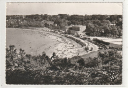 111 DEPT 22 : édit. Yvon : Perros Guirec Plage De Trestraou Le Casino Et Les Tennis - Perros-Guirec