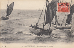 DUNKERQUE (Nord): Bateaux Pêchant La Crevette - Dunkerque