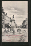 CPA Forges-Les-Eaux, Statue Breviere  - Forges Les Eaux