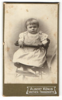 Fotografie Albert König, Vaethen-Tangerhütte, Baby Im Kindersitz Sitzend  - Anonymous Persons