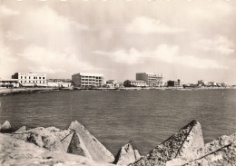 30  GRAU DU ROI LA PLAGE ET LES HOTELS - Le Grau-du-Roi