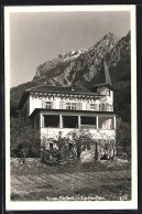 AK Vaduz, Hotel Schlössle Mit Bergpanorama  - Liechtenstein