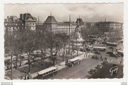 75 PARIS N°357 Place De La République BUS Anciens Autos Voitures Citroën Traction Et Autres VOIR DOS - Plätze