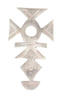 Croix De Takadeda. Fabrication Artisanale. Métal Léger. Uniface. Se Portait En Bélière. - Esercito