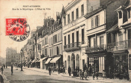 FRANCE - Pont Audemer - Rue De La République - L'Hôtel De Ville - Vue Panoramique - Animé - Carte Postale Ancienne - Pont Audemer
