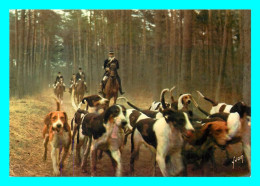 A770 / 039 CHASSE Dans Les Forets De France Barbier PETIT ( Chien ) - Jagd