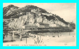 A782 / 047 38 - GRENOBLE Pont De L'Esplanade Et Les Forts - Grenoble