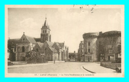 A782 / 321 38 - LAVAL Porte Beucheresse Et Cathédrale - Laval