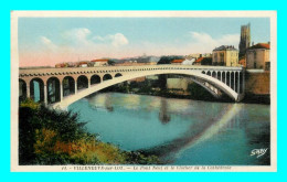 A792 / 507 47 - VILLENEUVE SUR LOT Le Pont Neuf Et Clocher De La Cathedrale - Villeneuve Sur Lot