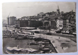 FRANCE - BOUCHES-DU-RHÔNE - MARSEILLE - Le Quai Du Port Et L'Hôtel De Ville - Alter Hafen (Vieux Port), Saint-Victor, Le Panier