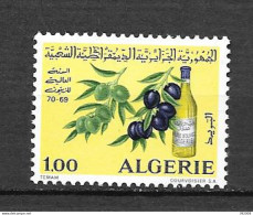 1970 - 517 *MH - Année Oleicolemondiale - Algerien (1962-...)