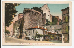 Château Et Le Monument Aux Morts     1910-20     N° 220 - Tournon