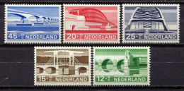 The Netherlands 1968 Países Bajos / Bridges MNH Puentes Brücken / Hk20  1-48 - Puentes