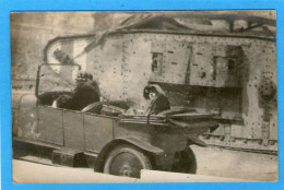 Carte-Photo - Femme Dans Une Voiture - Chauffeur - Tank - - Autres & Non Classés