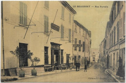 D 83 LE BEAUSSET. RUE PORTALIS.  CARTE ECRITE. CARTE TOILE - Le Beausset